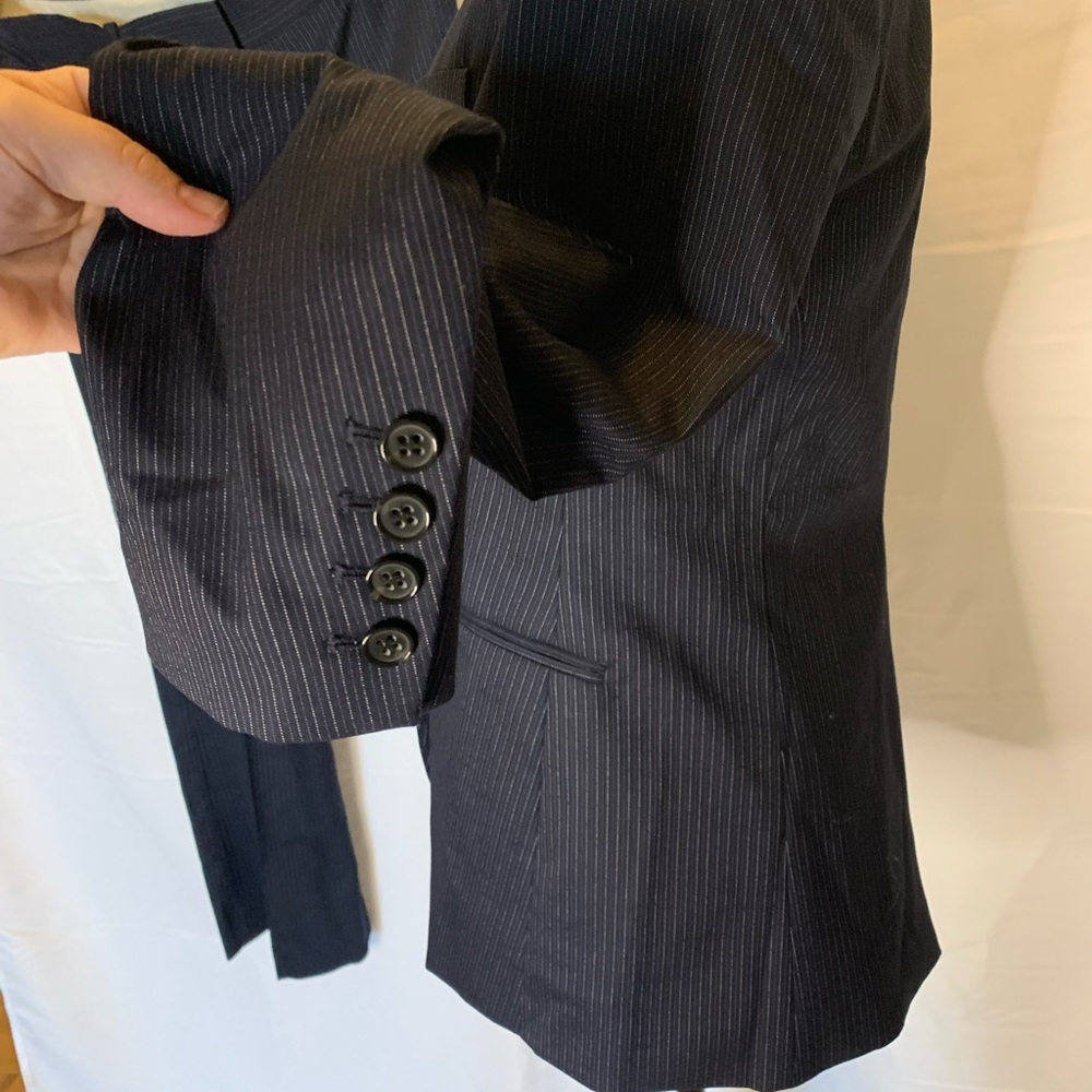 Theory suit jacket and pants size 4 - Picture 4 of 16